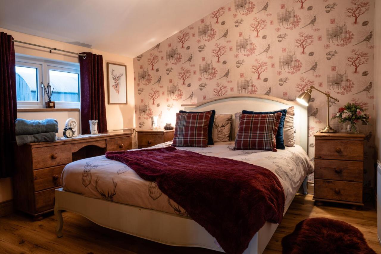 Greenvale Cabins Forkhill Экстерьер фото