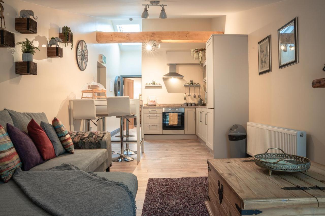 Greenvale Cabins Forkhill Экстерьер фото