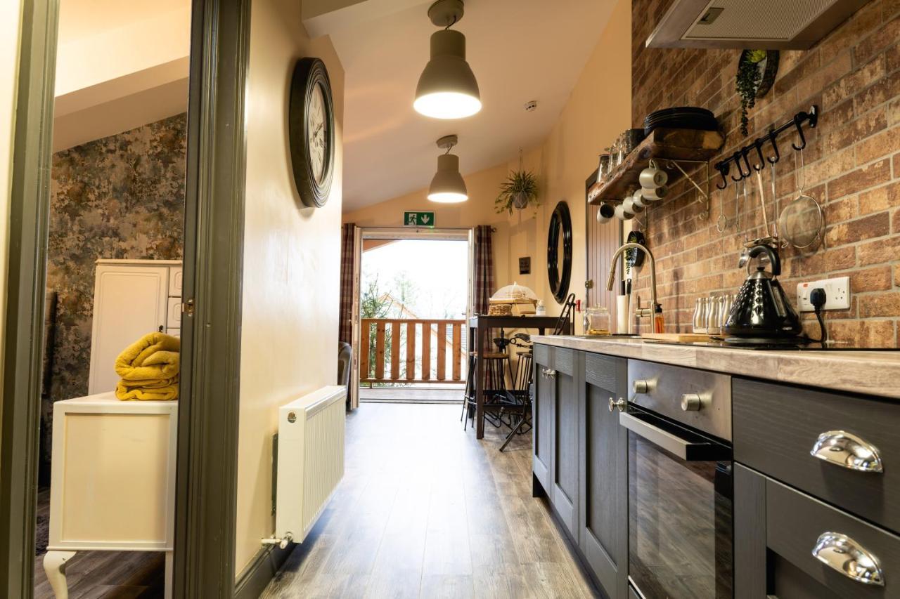 Greenvale Cabins Forkhill Экстерьер фото