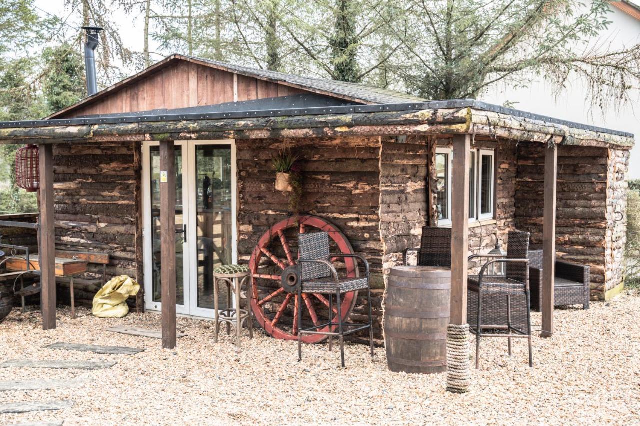 Greenvale Cabins Forkhill Экстерьер фото