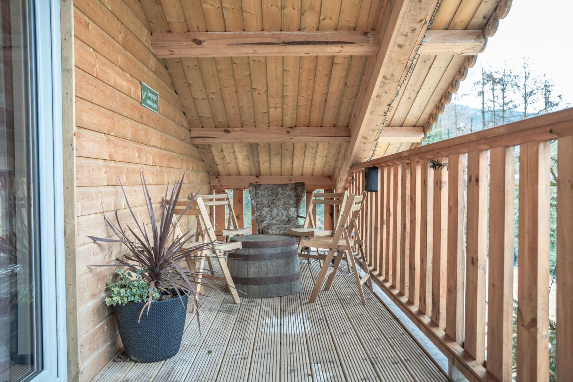 Greenvale Cabins Forkhill Номер фото
