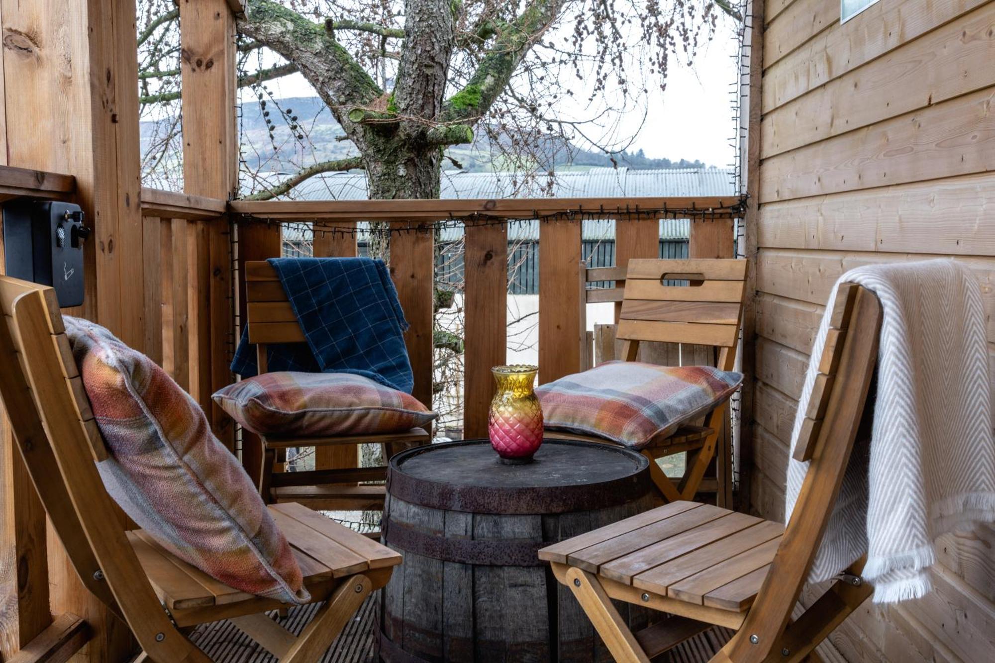 Greenvale Cabins Forkhill Номер фото
